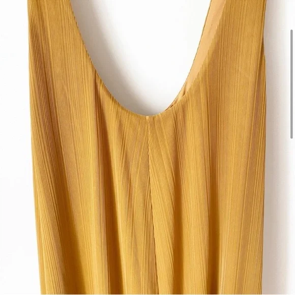 House of Harlow 1960 X Revolve golden yellow ribbed Marin Jumpsuit Medium - Picture 4 of 11